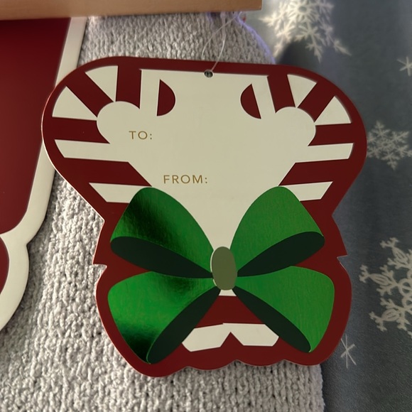 Christmas Candy Cane Throw ❄️❄️☃️⛄️ - Picture 7 of 7